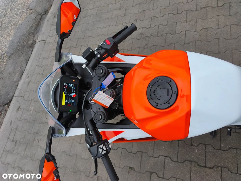 KTM RC 125 - 29