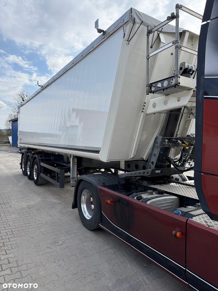 Schmitz Cargobull - 1