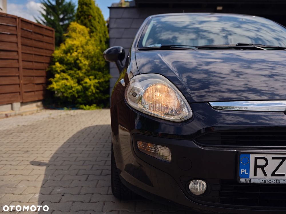 Fiat Punto Evo 1.4 8V Estiva Blue&Me - 13