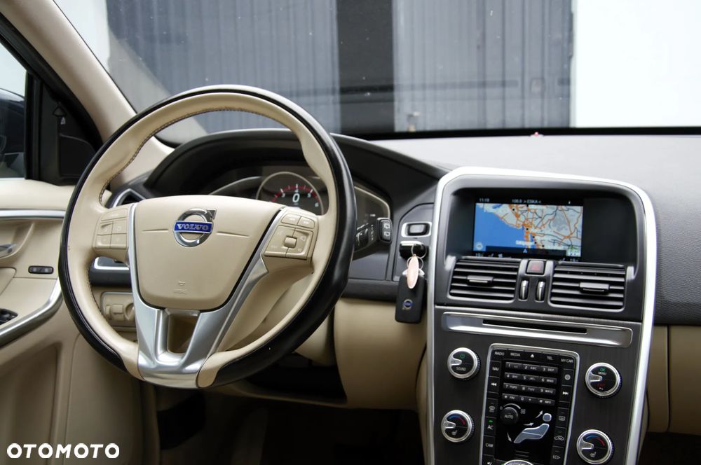 Volvo XC 60 B4 B Inscription - 18