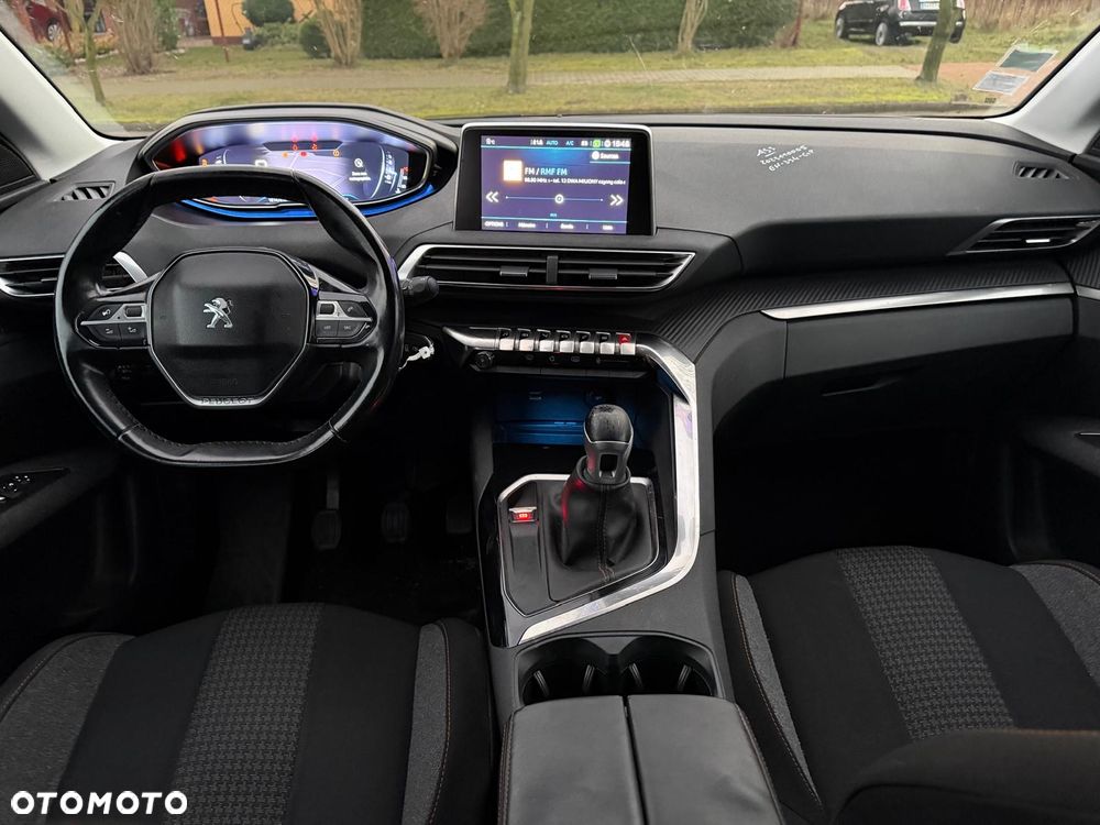 Peugeot 3008 BlueHDi 120 Stop & Start Style - 12