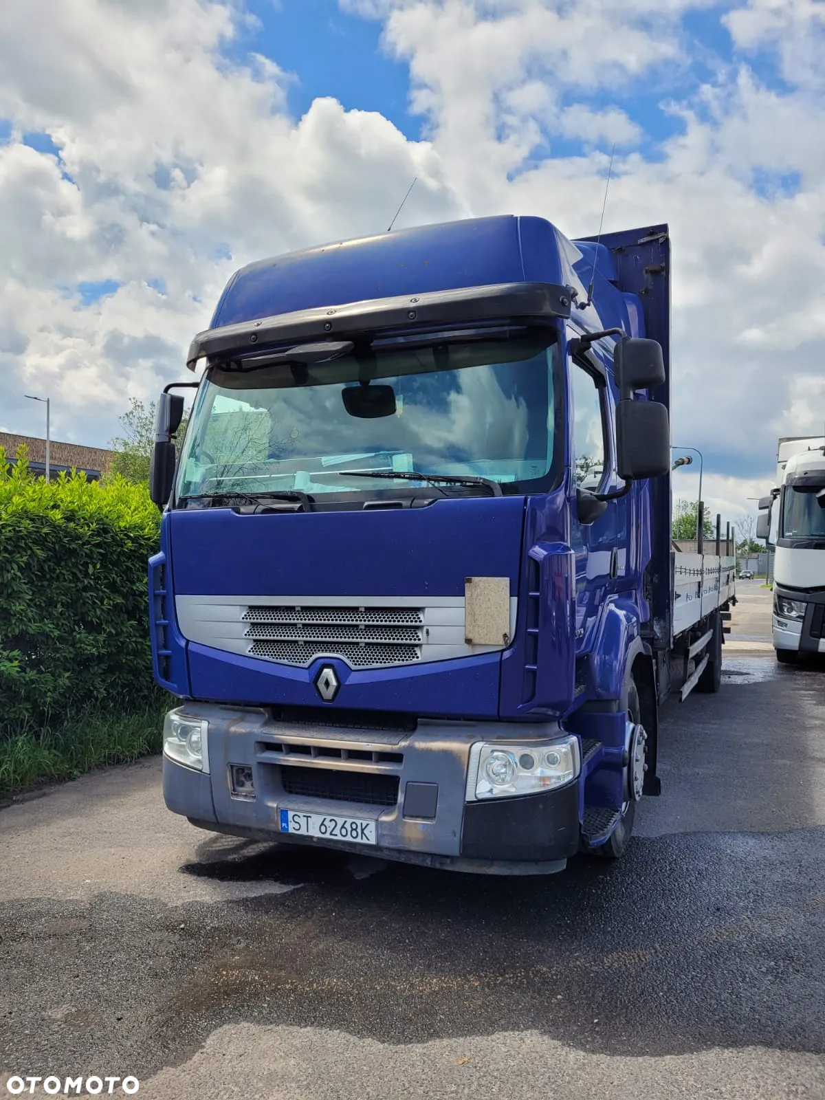 Renault Premium - 6