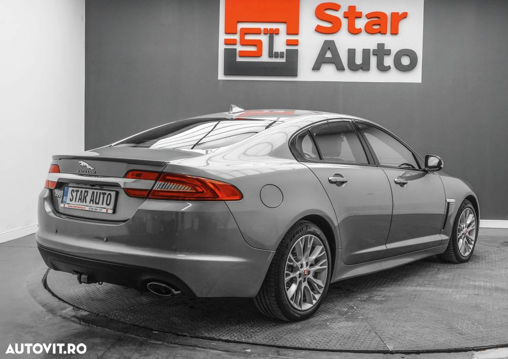 Jaguar XF 2.2D Premium Luxury - 6