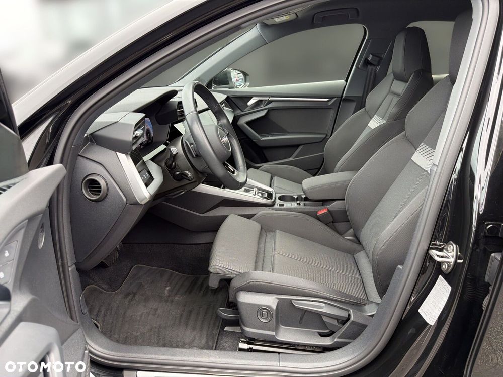 Audi A3 Limousine 35 TFSI mHEV S Line S tronic - 12