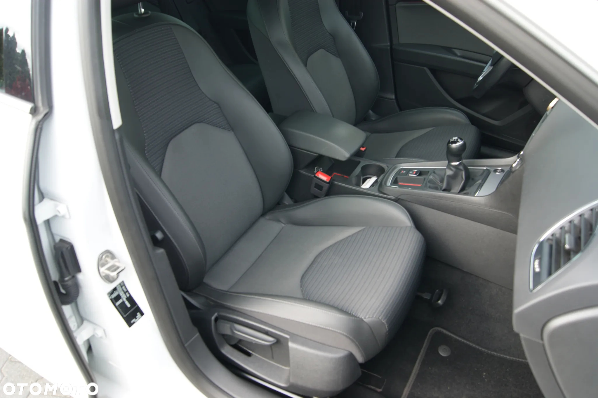 Seat Leon 1.5 TSI ACT OPF Xcellence Plus - 12