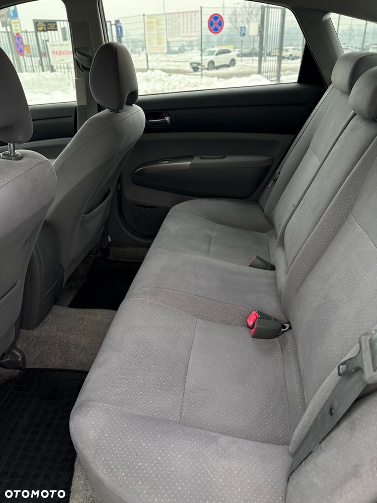 Toyota Prius 1.5 VVT-i Sol - 16