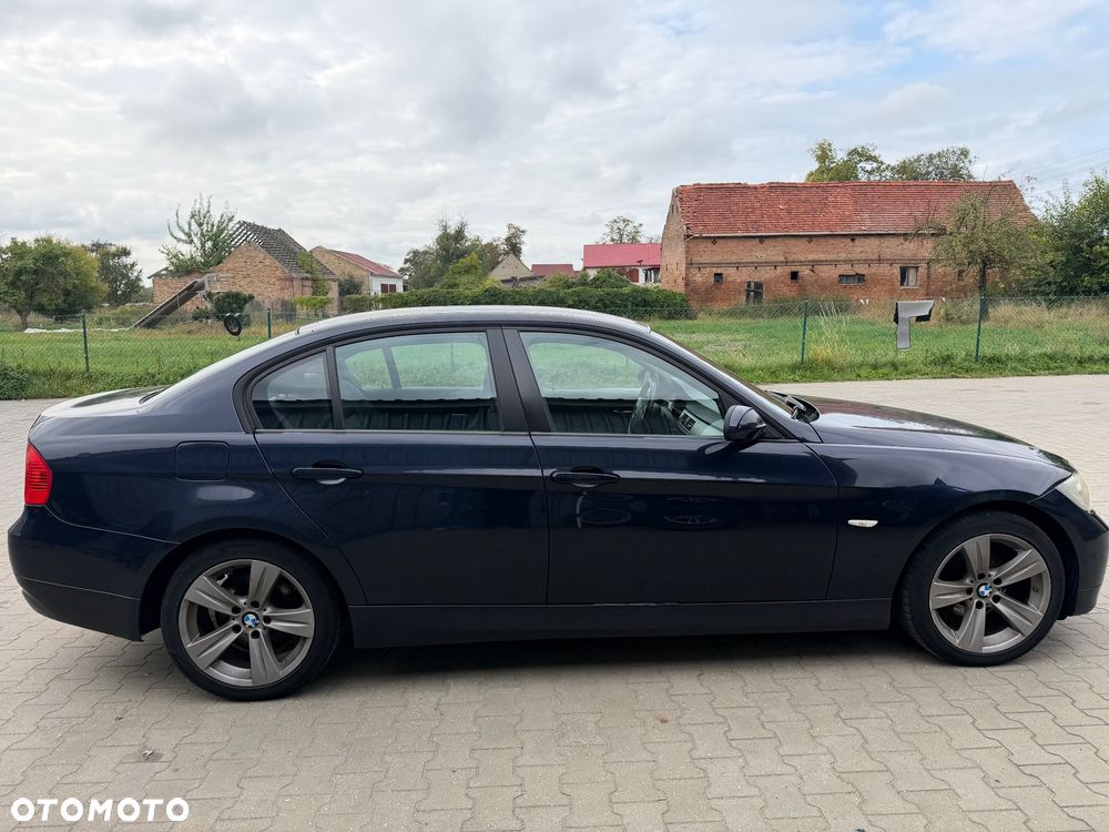 BMW Seria 3 318d - 6
