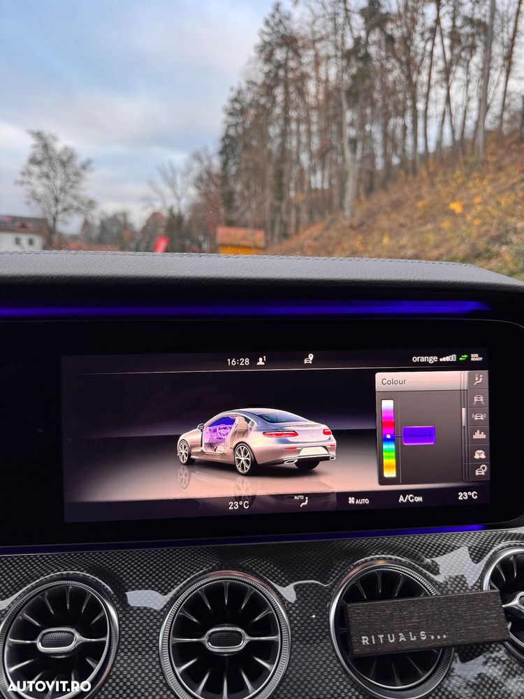 Mercedes-Benz E 400 4MATIC Aut. - 35