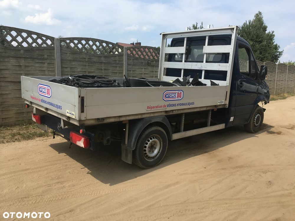 Mercedes-Benz Sprinter - 4