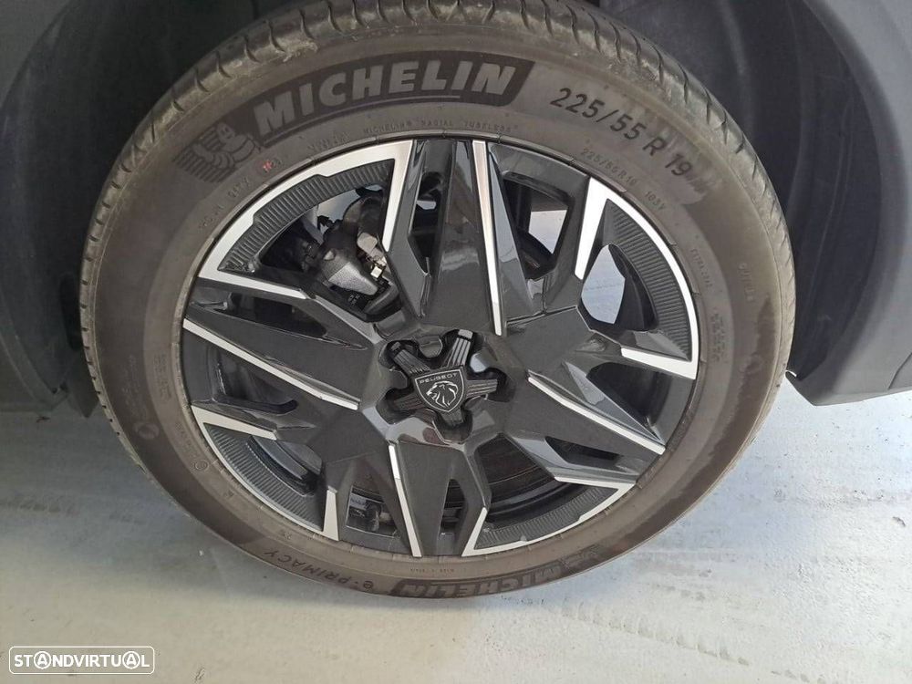 Peugeot 5008 1.2 Hybrid Allure e-DCS6 - 11