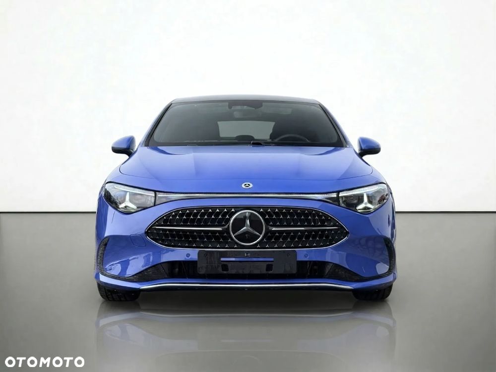 Mercedes-Benz CLA - 8