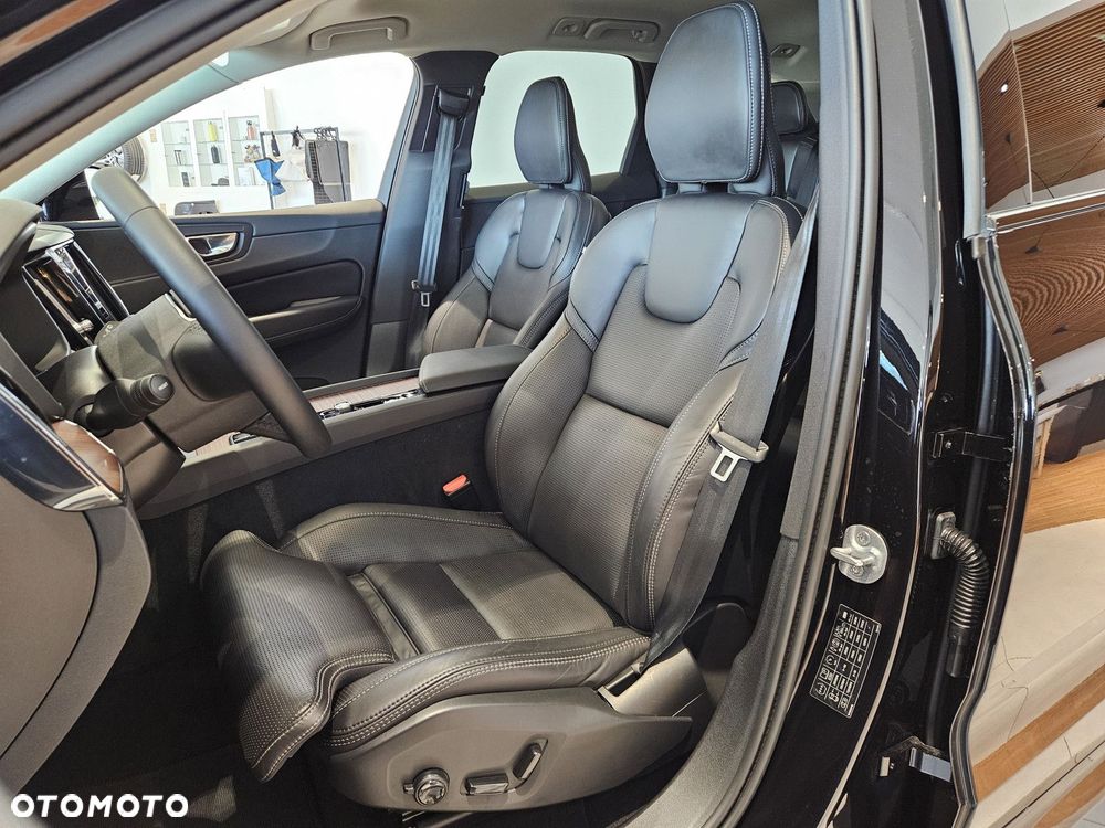 Volvo XC 60 - 18