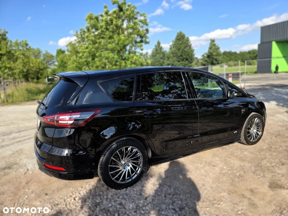 Ford S-Max - 14