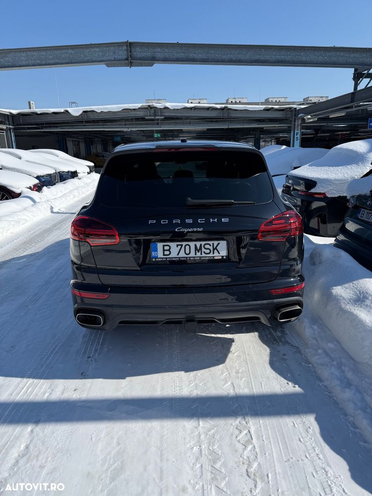 Porsche Cayenne Platinum Edition - 6