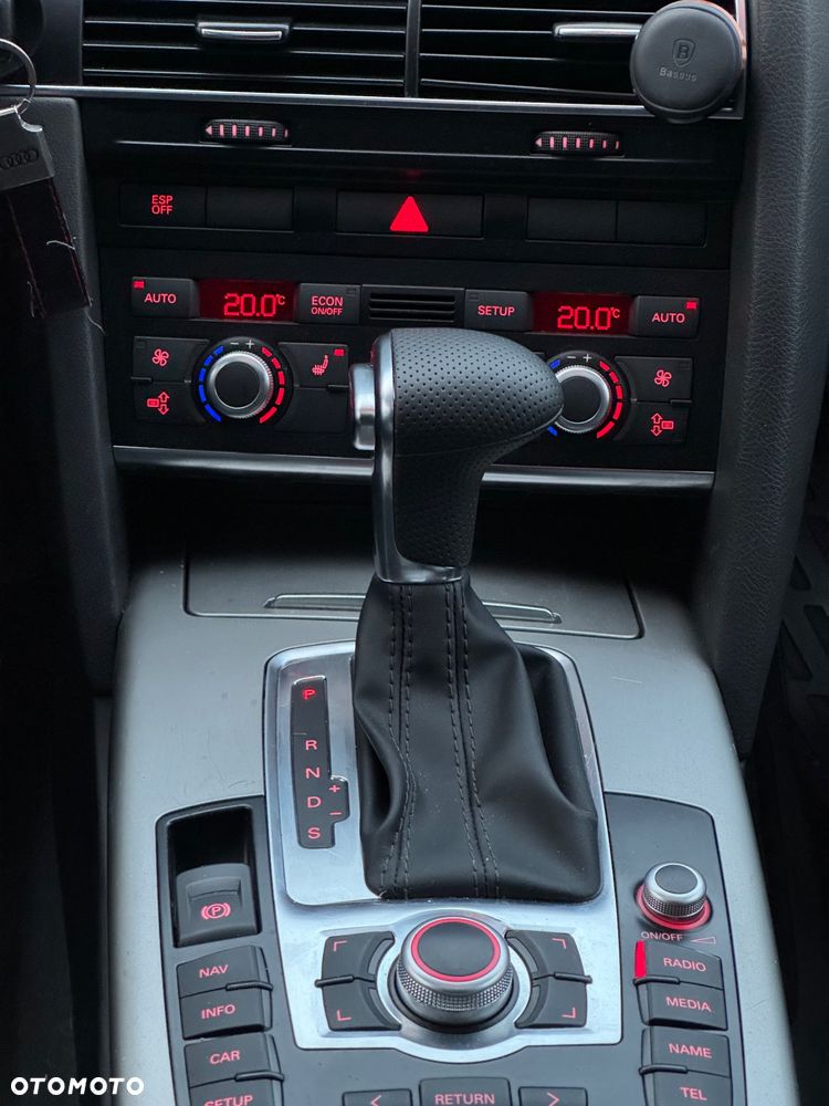 Audi A6 Avant 3.0 TDI DPF quattro tiptronic - 14