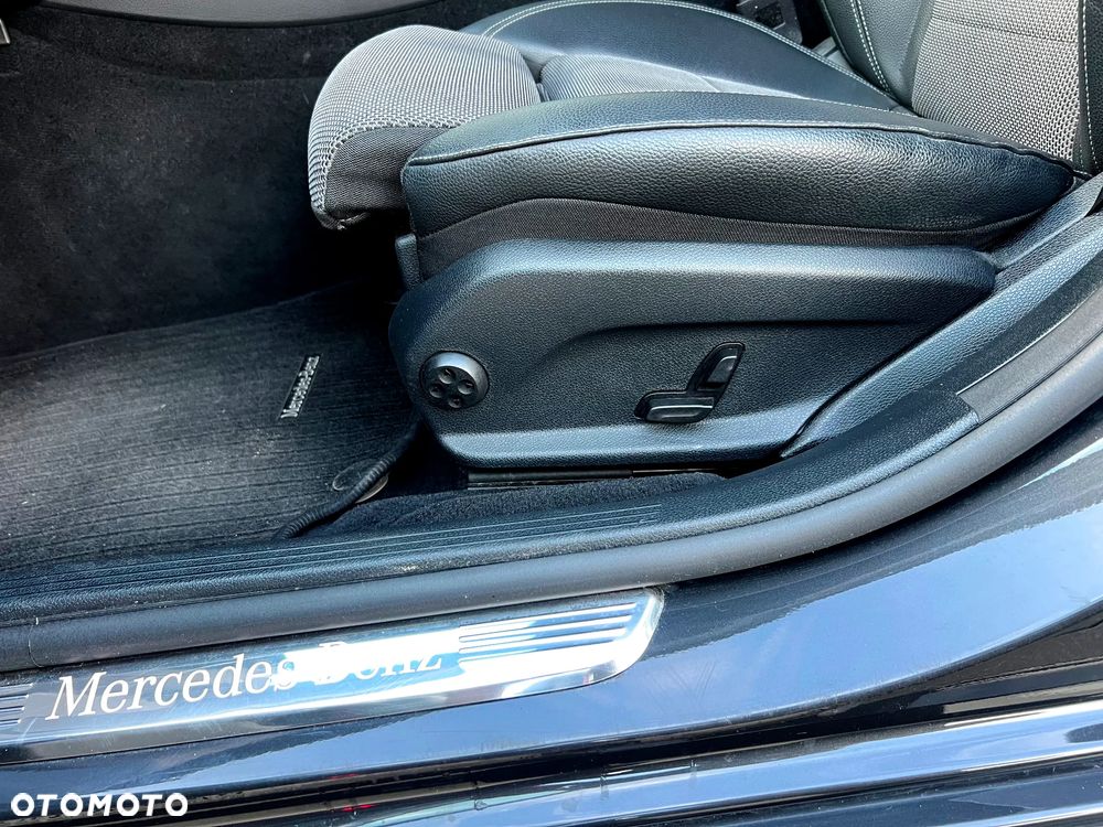 Mercedes-Benz Klasa E 300 de 4Matic 9G-TRONIC AMG Line - 34