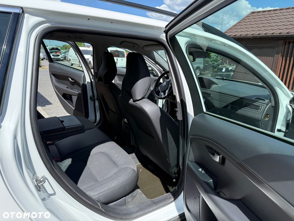 Volvo XC 70 D4 AWD Momentum - 15