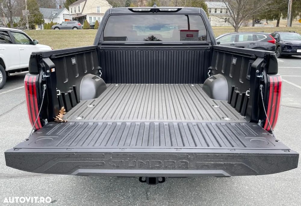 Toyota Tundra - 2