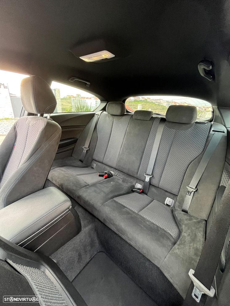 BMW 116 d M Sport - 10