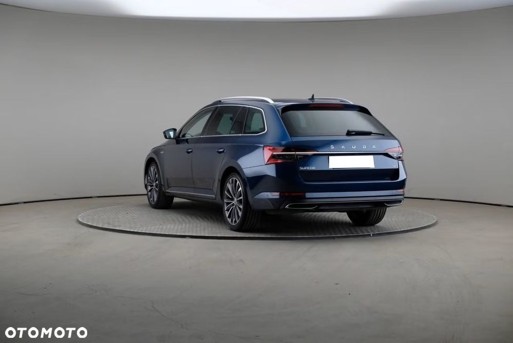 Skoda Superb 2.0 TDI 4x4 DSG L&K - 23