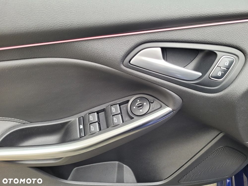 Ford Focus 2.0 TDCi ST mit Leder-Sport-Paket - 18