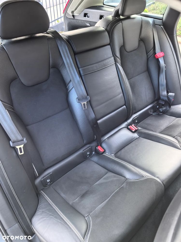 Volvo V90 D4 Momentum Pro - 13