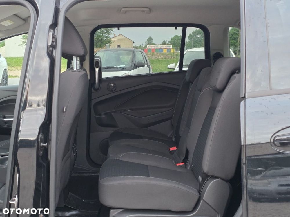 Ford C-MAX - 21