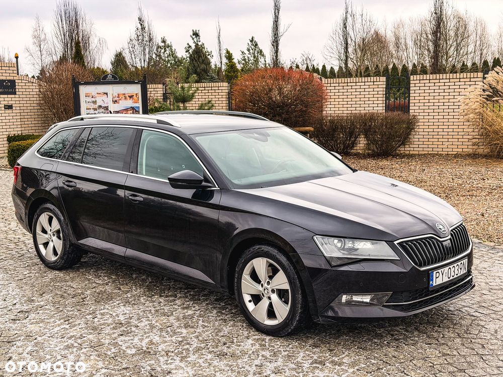 Skoda Superb 2.0 TDI DSG Ambition - 13