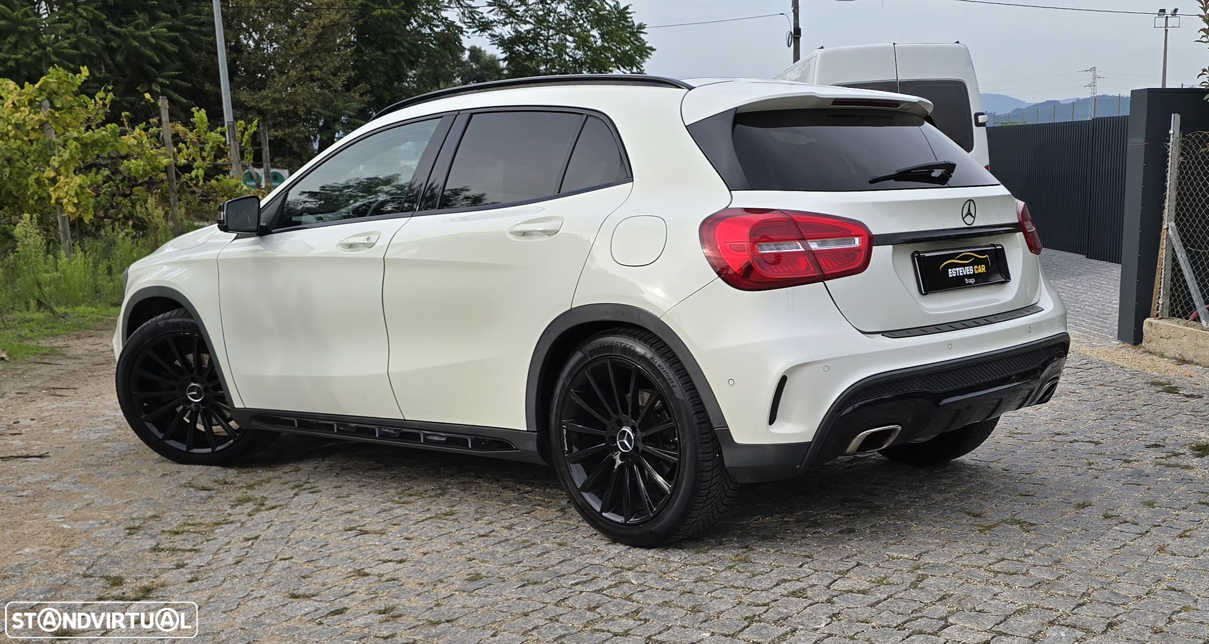 Mercedes-Benz GLA 220 CDI 7G-DCT AMG Line - 17