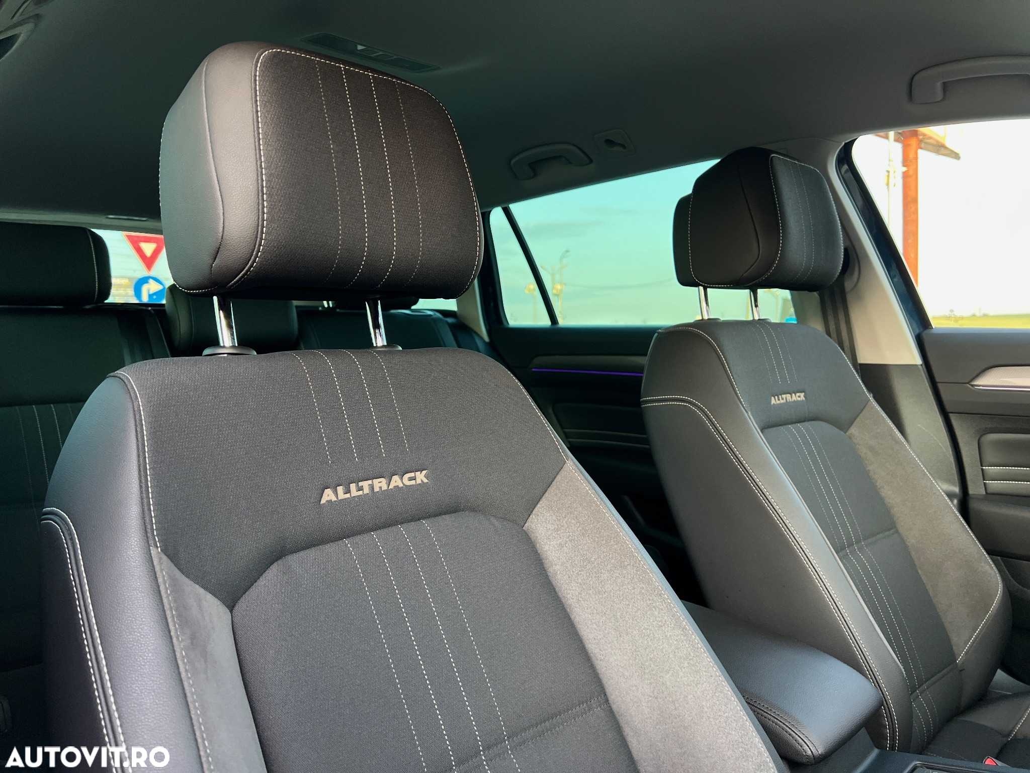 Volkswagen Passat Alltrack 2.0 TDI SCR 4Motion DSG - 31