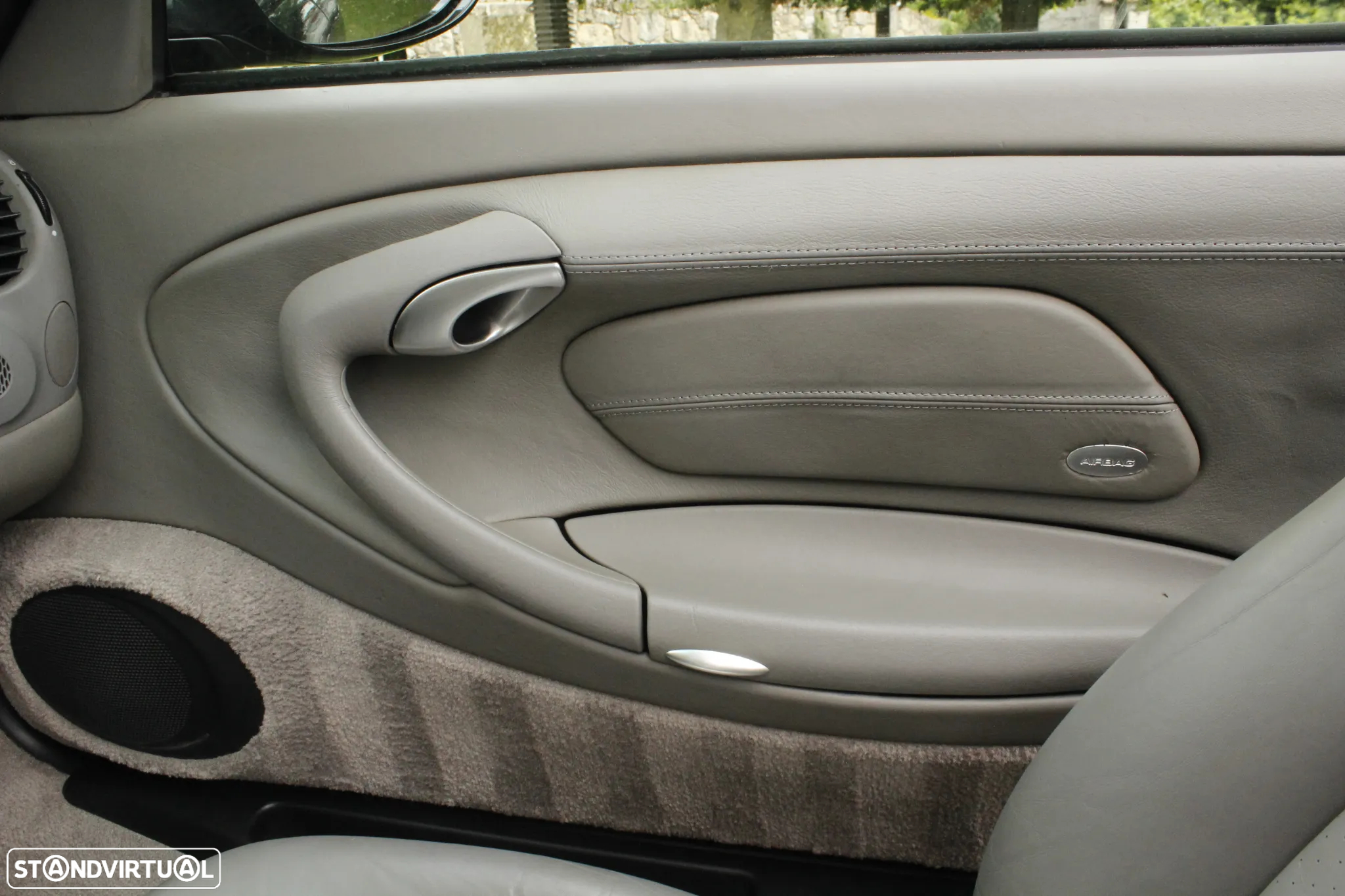 Porsche 911 (996) Carrera 4 Cabrio - 29