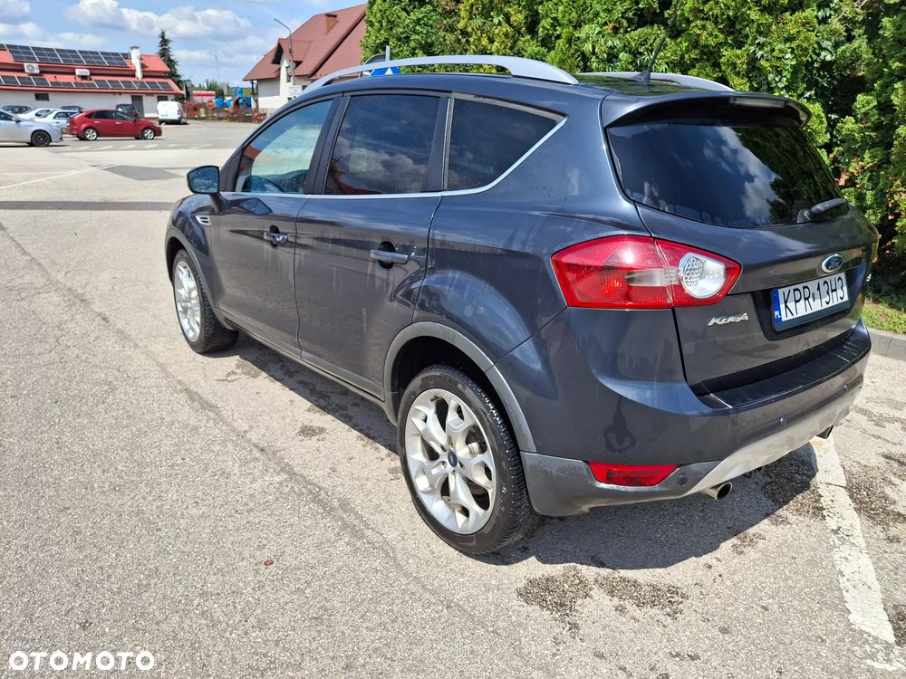 Ford Kuga - 4