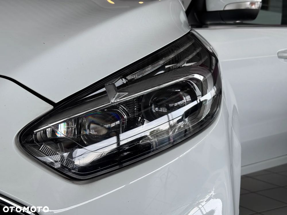 Ford S-Max 2.0 EcoBlue Titanium - 18