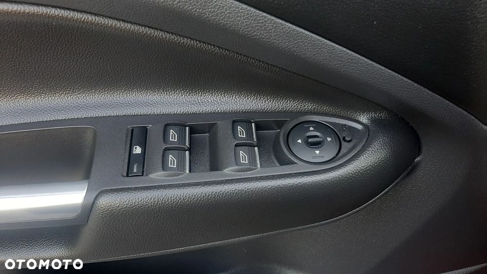 Ford Kuga 2.0 TDCi 4x2 Titanium - 34