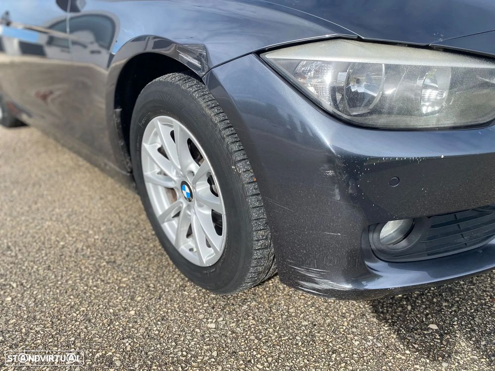 BMW 318 d Touring Auto Line Sport - 13