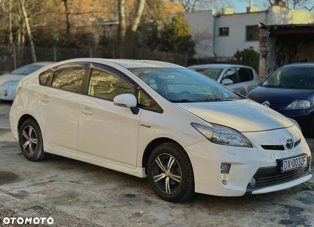 Toyota Prius - 3