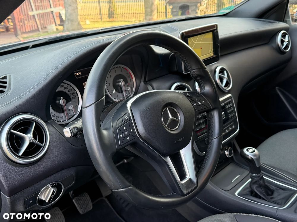 Mercedes-Benz Klasa A 180 2Style - 21