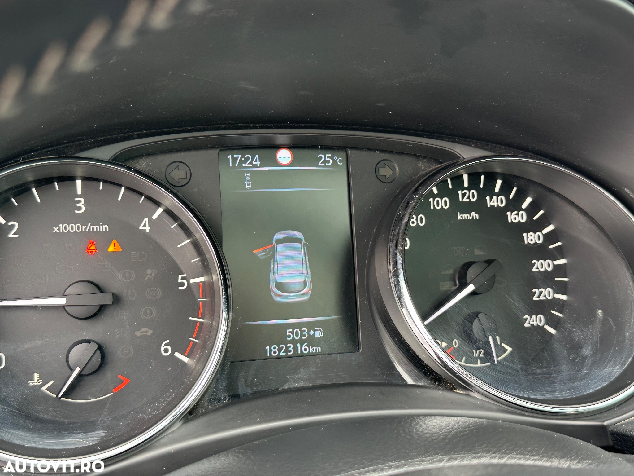 Nissan Qashqai 1.6 dCi DPF Start/Stop 360 - 24
