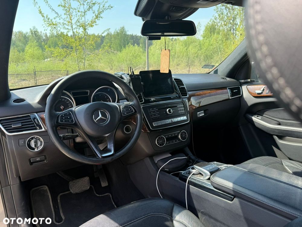 Mercedes-Benz GLE 350 d 4-Matic - 9