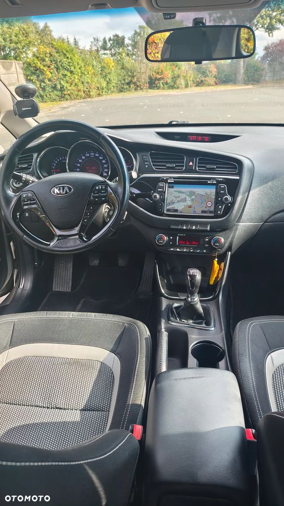 Kia Ceed 1.6 GDI Business Line - 18