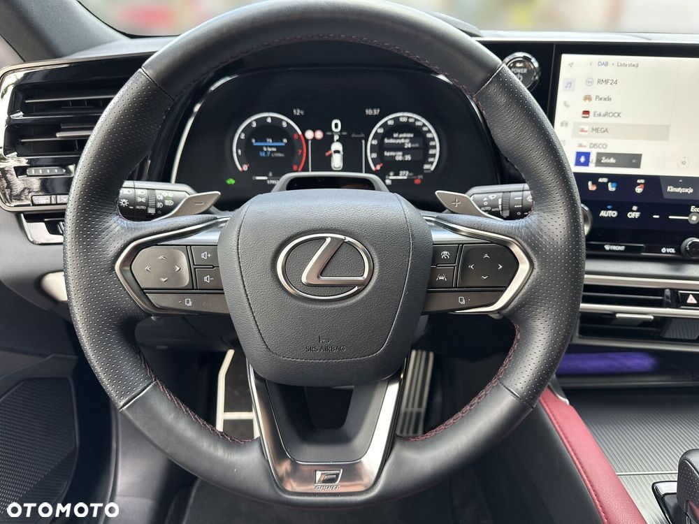 Lexus RX - 16