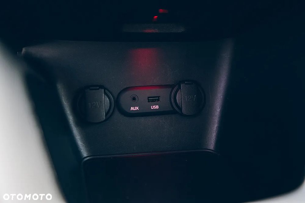 Kia Ceed - 29