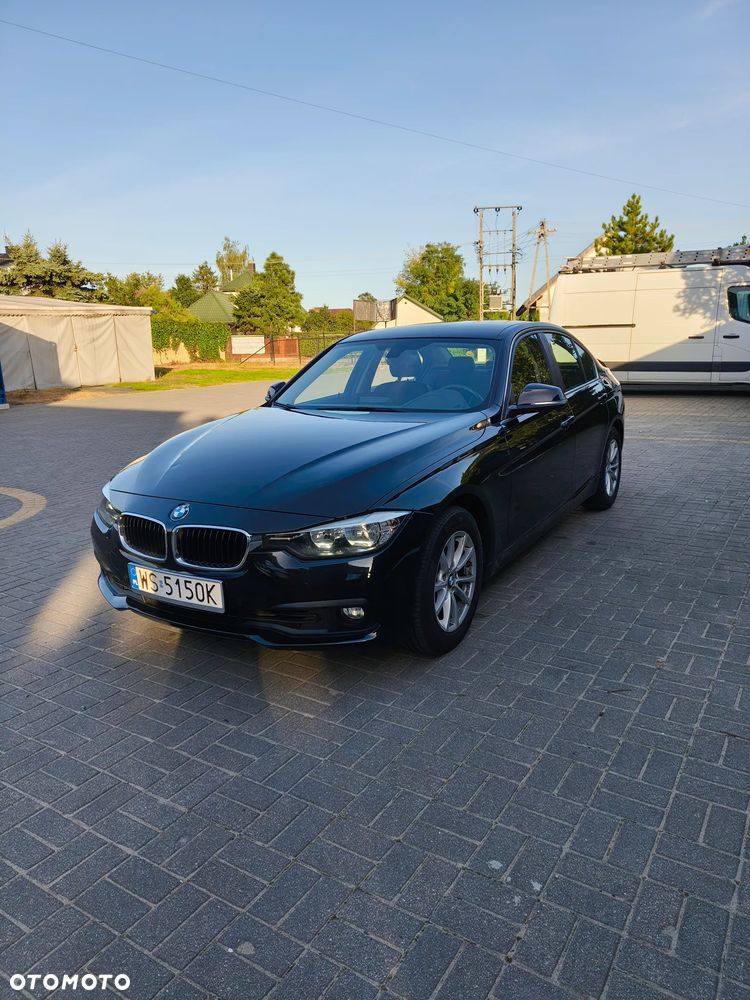 BMW Seria 3 320i Advantage - 27
