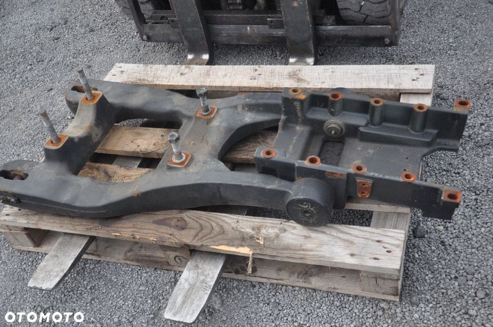 WSPORNIK RAMA DEUTZ FAHR SAME 6175.4C NOWE - 3