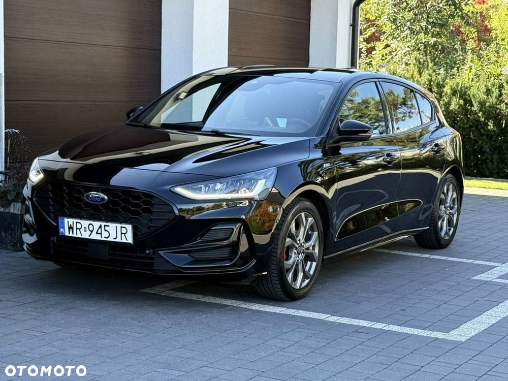 Ford Focus 1.0 EcoBoost Hybrid ST-LINE DESIGN