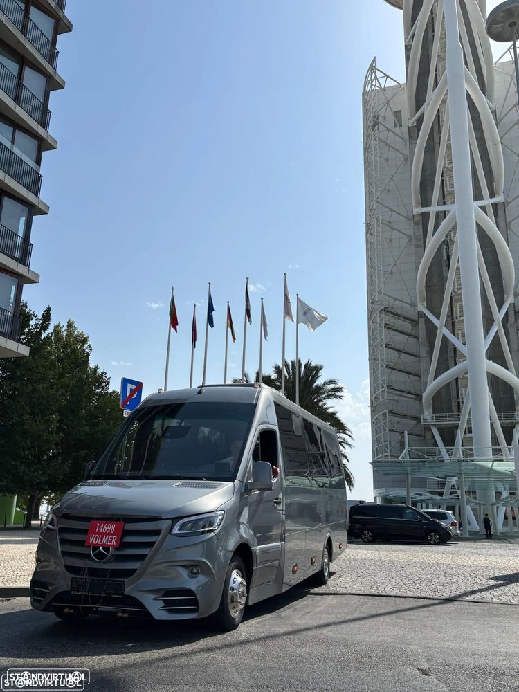 Mercedes Benz Traveller - 1