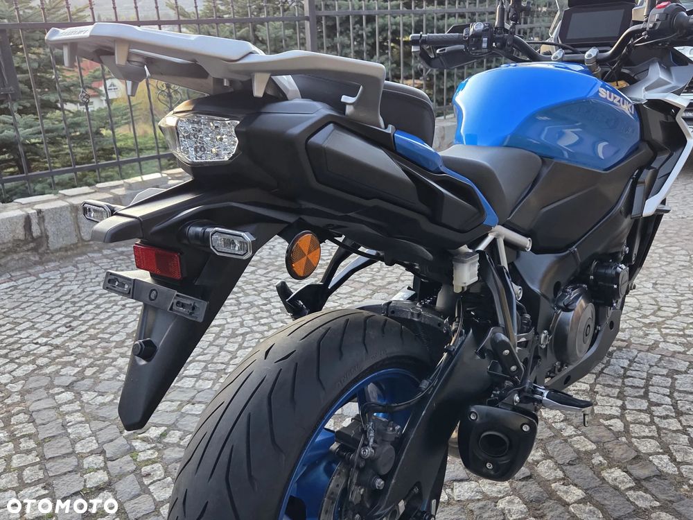 Suzuki GSX - 36
