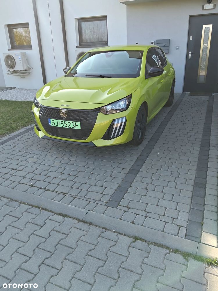 Peugeot 208 Elektromotor 136 Allure - 12