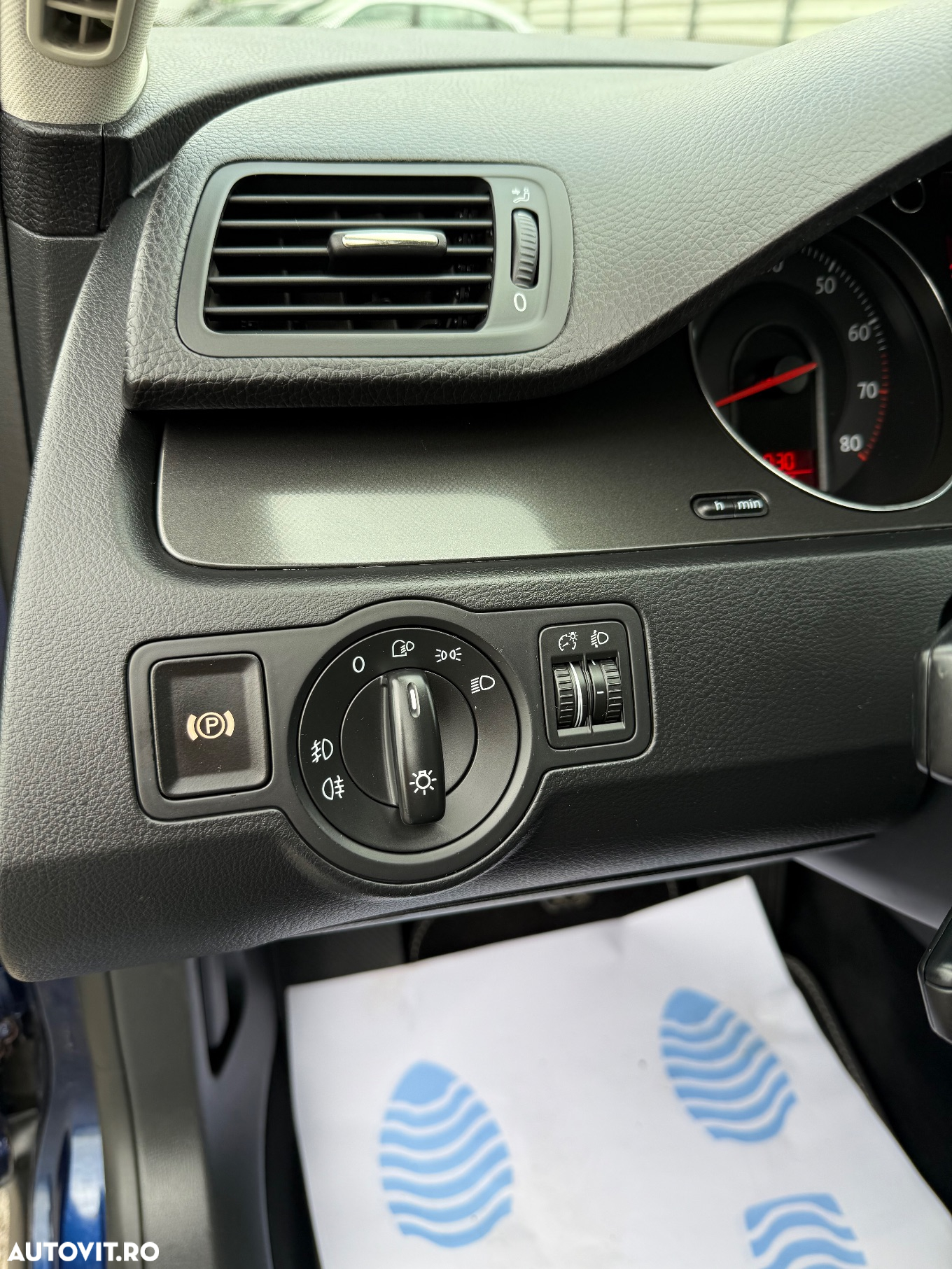 Volkswagen Passat Variant 1.6 FSI Comfortline - 25