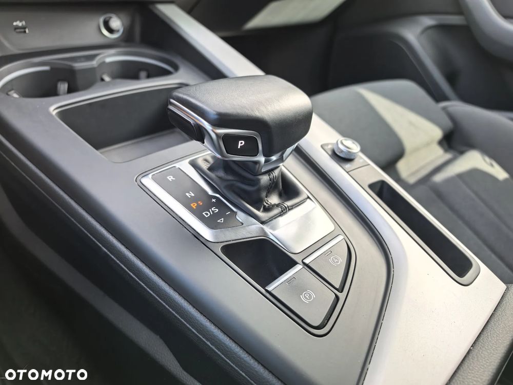 Audi A4 Limousine 35 TFSI mHEV S tronic - 24